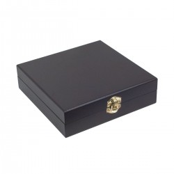 Caja 4pcs.vino c/brujula