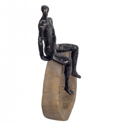 Figura hombre en roca 