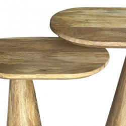 Mesas de madera 2 dif.