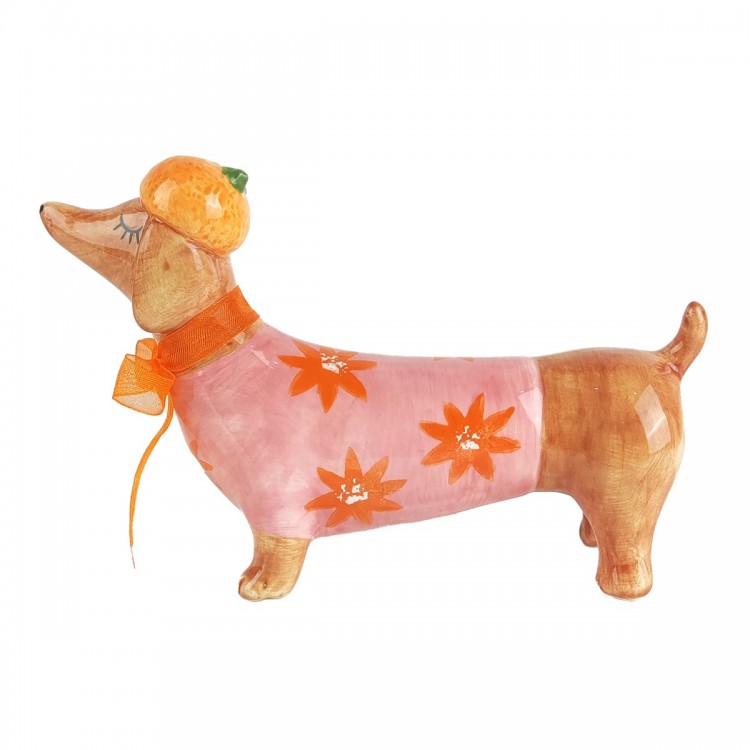 Perro teckel naranja