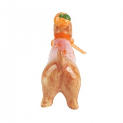 Perro teckel naranja