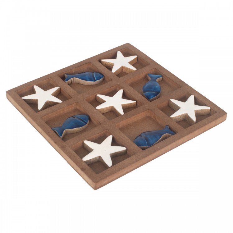 Tres en ralla peces y estrellas