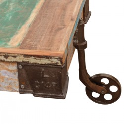 Mesa auxiliar con ruedas